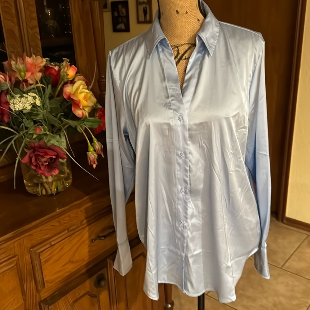H&M blue blouse size M